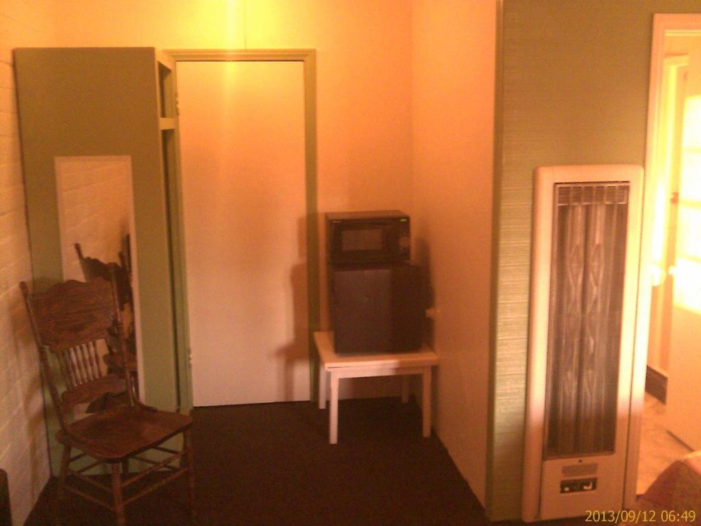 Ranch Motel Tehachapi Bilik gambar